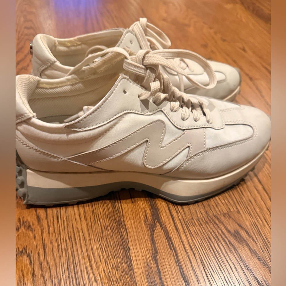 Steve Madden Cream Canvas Sneakers size 8